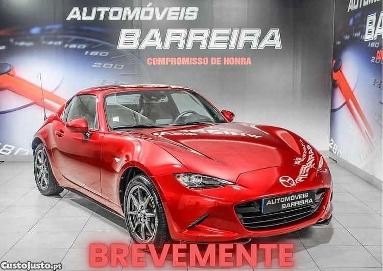 Usado Mazda MX5 Evolve 131 HP (96 kW) 2018 Vermelho Cabrios