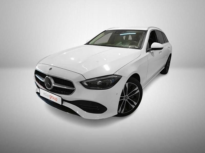 Branco Usado 2023 Mercedes C300 Avantgarde Carrinha | € 37.990 - Imagem 1/4