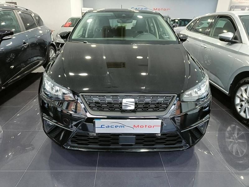 Usado Seat Ibiza Style 115 HP (84 kW) 2024 Preto Citadino