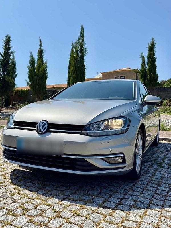 Cinzento Usado 2019 VW Golf VII | € 16.000 (Bom preço) - Imagem 1/4