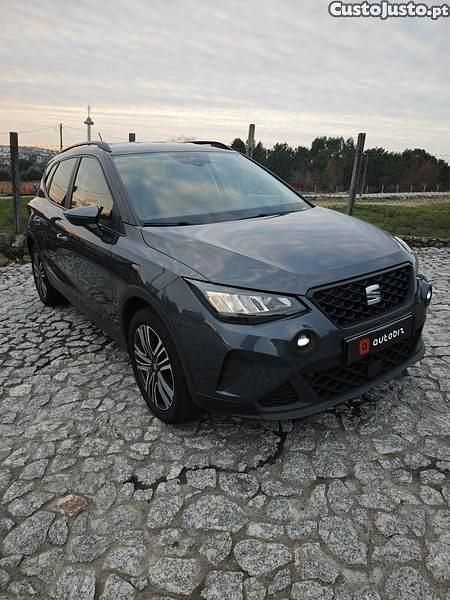 Cinza Usado 2023 Seat Arona Style SUV | € 16.990 (Preço justo) - Imagem 1/1