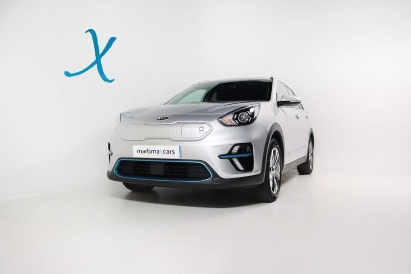 Cinza Usado 2022 Kia e-Niro Vision SUV | € 25.900 (Super Preço) - Imagem 1/4