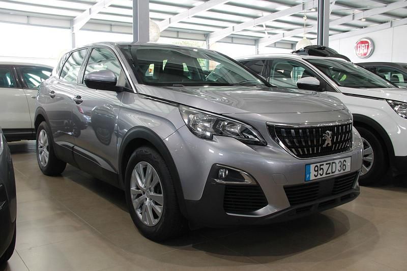 Usado Peugeot 3008 Active 130 HP (95 kW) 2019 Antracite Carrinha