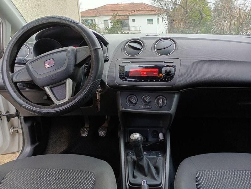 Usado Seat Ibiza Ecomotive 80 HP (58 kW) 2010 Sedan