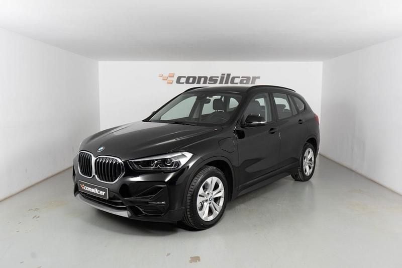 Preto Usado 2021 BMW X1 SUV | € 24.980 - Imagem 1/4