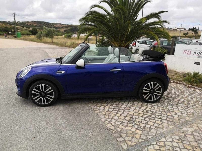 Azul Usado 2019 Mini Cooper Cabriolet Cabrios | € 26.299 - Imagem 1/4