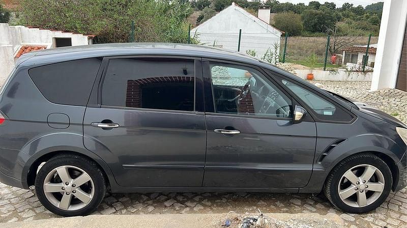 Usado 2007 Ford S-MAX S Sedan | € 5.000 (Preço justo) - Imagem 1/4