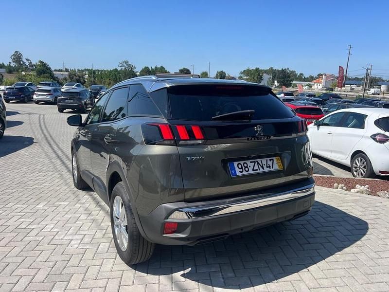 Verde Usado 2019 Peugeot 3008 Active SUV | € 18.999 (Preço justo) - Imagem 1/4