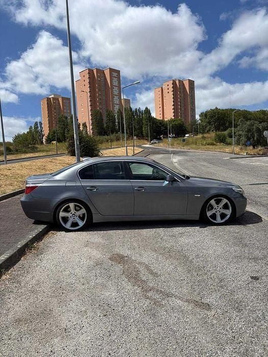 Usado 2007 BMW 520 Sedan | € 5.000 (Super Preço) - Imagem 1/4