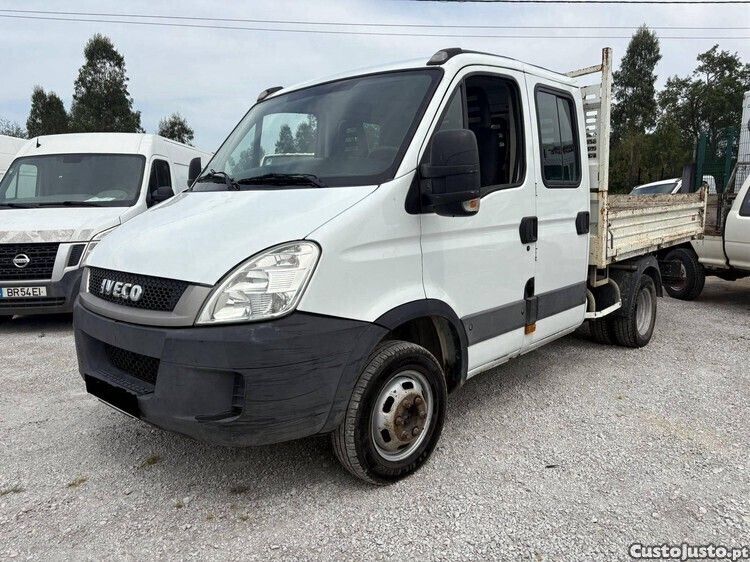 Branco Usado 2011 Iveco Daily Pickup | € 17.500 - Imagem 1/1