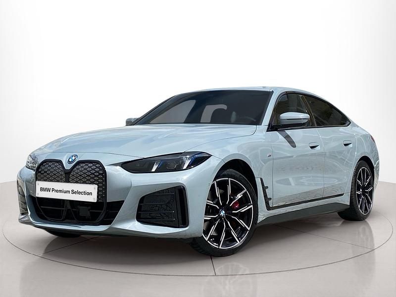 Usado BMW i4 Comfort Edition 250 kW (340 HP) 2025 Sedan