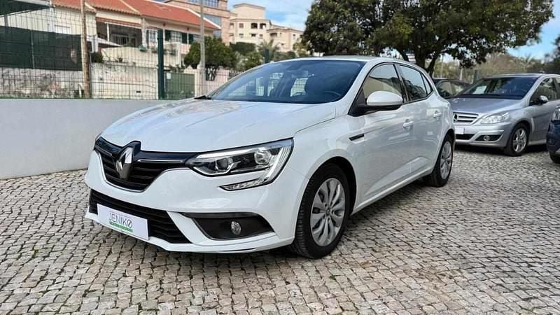 Usado Renault Mégane GrandTour 90 HP (66 kW) 2019 Branco Carrinha