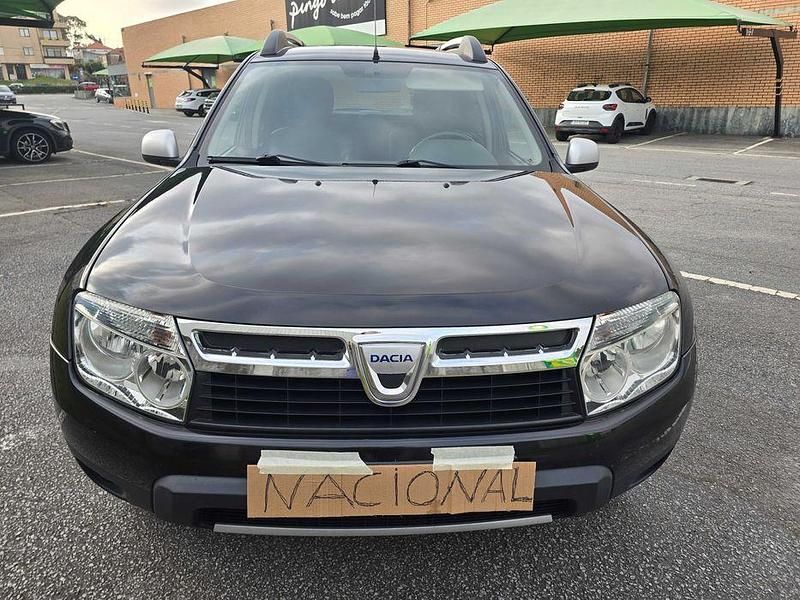 Preto Usado 2011 Dacia Duster SUV | € 8.500 (Bom preço) - Imagem 1/4