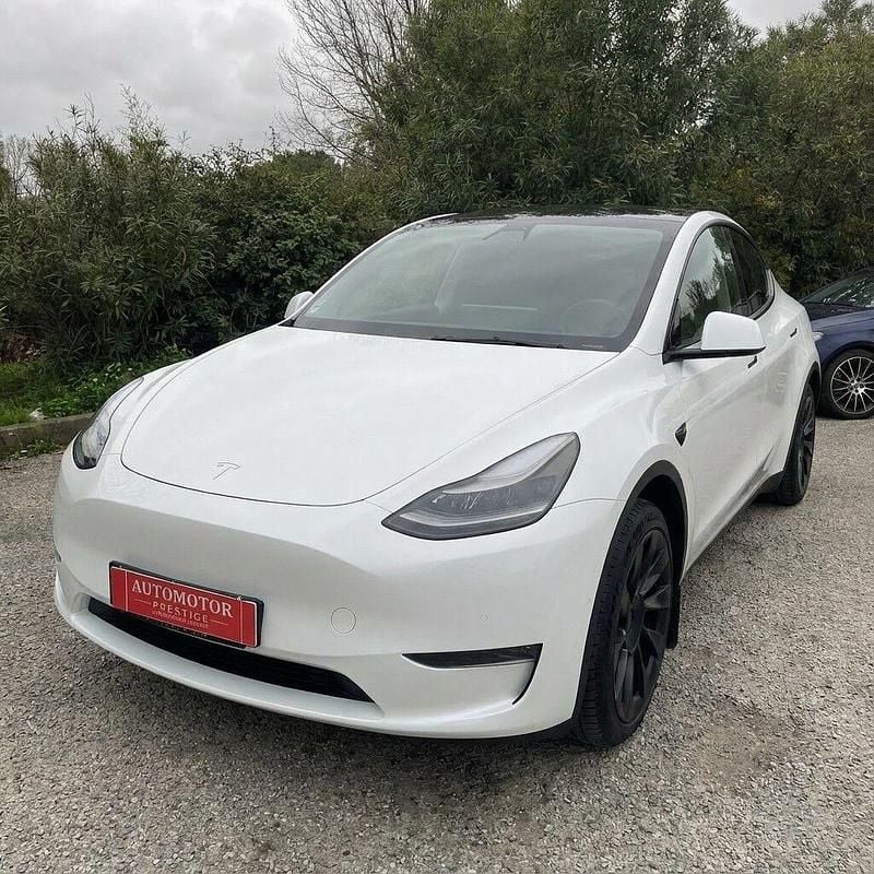 Branco Usado 2023 Tesla Model Y Performance SUV | € 42.900 (Preço justo) - Imagem 1/4