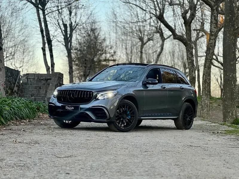 Cinza Usado 2017 Mercedes GLC350 AMG line Coupé | € 46.490 (Caro) - Imagem 1/4