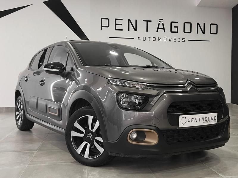 Cinza Usado 2022 Citroën C3 PureTech | € 12.900 - Imagem 1/4