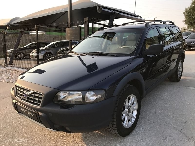 Volvo xc70 cross country