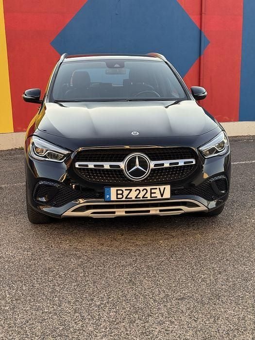 Usado 2022 Mercedes GLA250 SUV | € 29.500 - Imagem 1/4