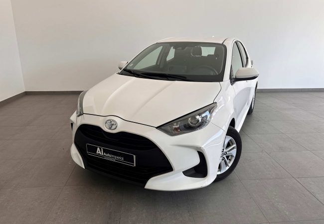 Br antártid 040 Usado 2023 Toyota Yaris Comfort | € 18.830 (Preço justo) - Imagem 1/4