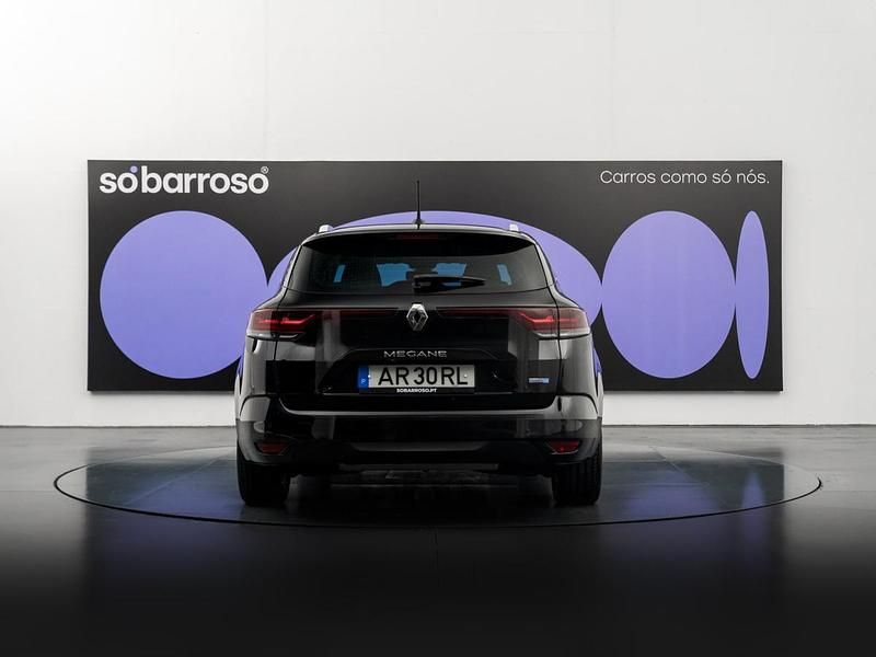 Usado Renault Mégane IV LIMITED 160 HP (117 kW) 2022 Preto Carrinha