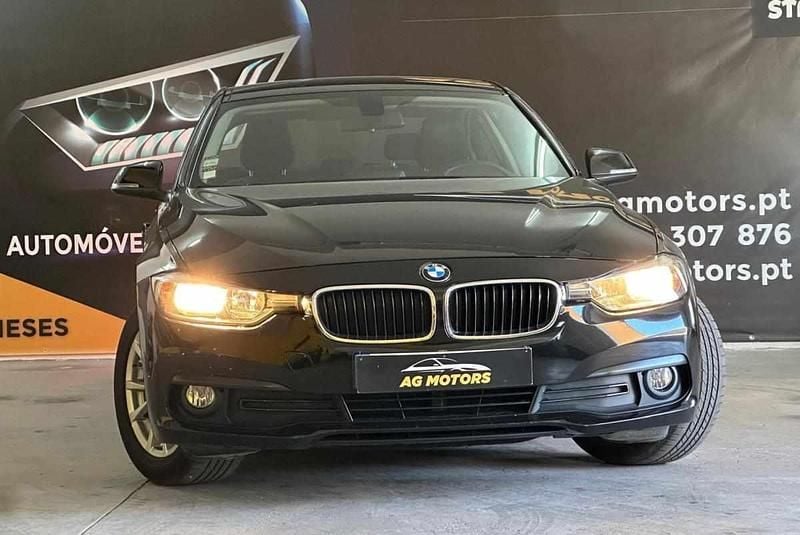 Preto Usado 2017 BMW 320 Efficient Dynamics Sedan | € 22.990 (Preço justo) - Imagem 1/4