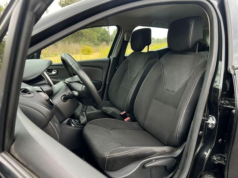 Usado Renault Clio IV 90 HP (66 kW) 2015 Sedan