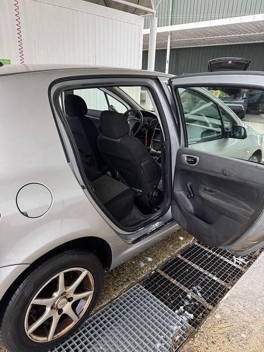 Usado Peugeot 307 2004 Sedan