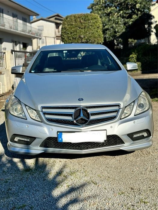Usado 2012 Mercedes E220 Coupé | € 14.000 - Imagem 1/4