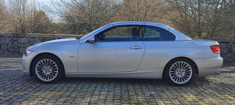 Usado BMW 320 177 HP (130 kW) 2008 Cabrios