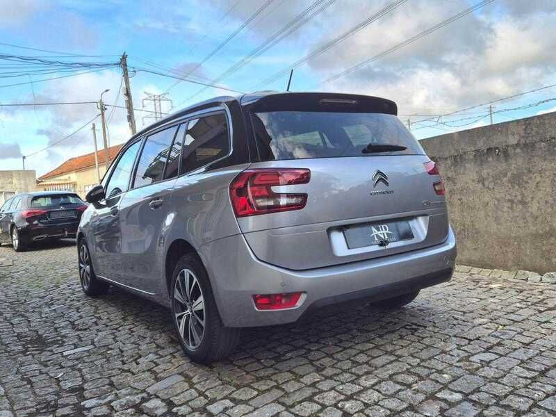 Usado Citroën C4 Shine 131 HP (96 kW) 2020 Cinza Monovolume