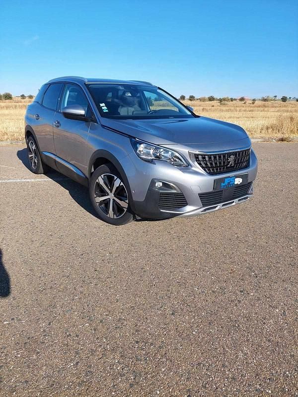 Cinza Usado 2019 Peugeot 3008 Allure SUV | € 18.500 (Preço justo) - Imagem 1/4