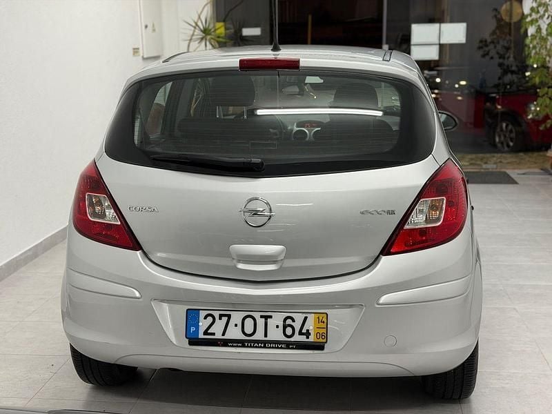 Usado Opel Corsa 95 HP (69 kW) 2014 Cinza Citadino