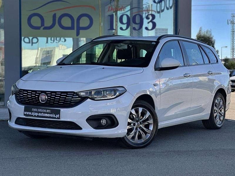 Branco Usado 2020 Fiat Tipo Wagon Carrinha | € 12.870 (Preço elevado) - Imagem 1/4