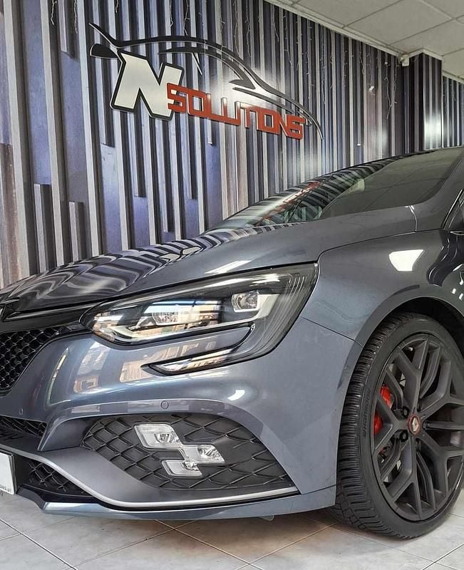 Usado Renault Mégane IV Trophy 300 HP (220 kW) 2019 Cinzento Sedan