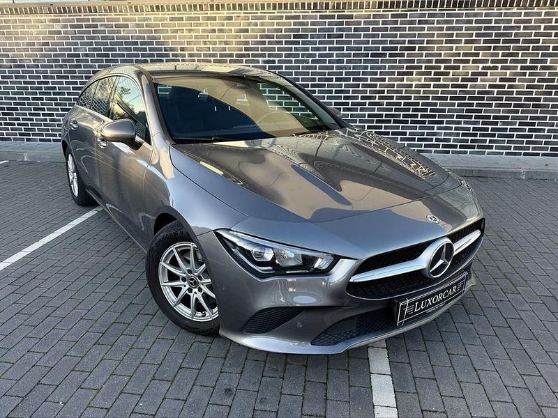 Usado Mercedes CLA180 Shooting Brake 116 HP (85 kW) 2020 Carrinha