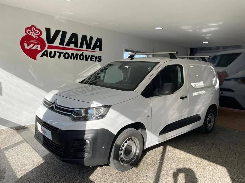 Branco Usado 2019 Citroën Berlingo Monovolume | € 11.990 (Preço justo) - Imagem 1/4