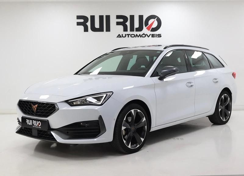 Usado Cupra Leon 150 HP (110 kW) 2024 Preto Carrinha