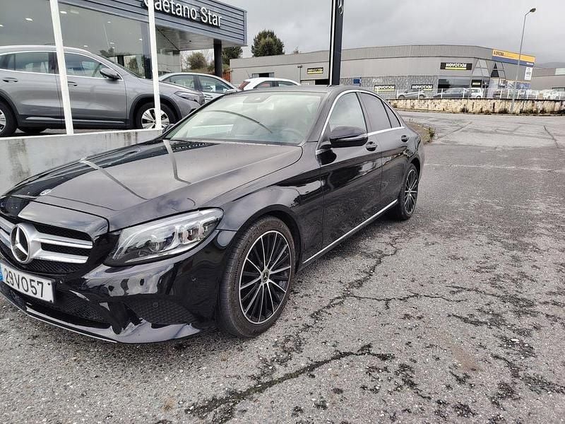 Usado Mercedes C220 197 HP (144 kW) 2018 Sedan