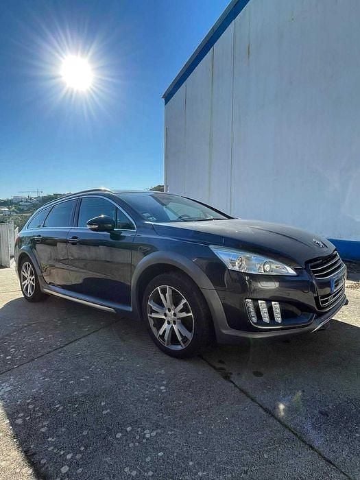 Usado 2012 Peugeot 508 RXH Sedan | € 7.000 (Preço justo) - Imagem 1/4