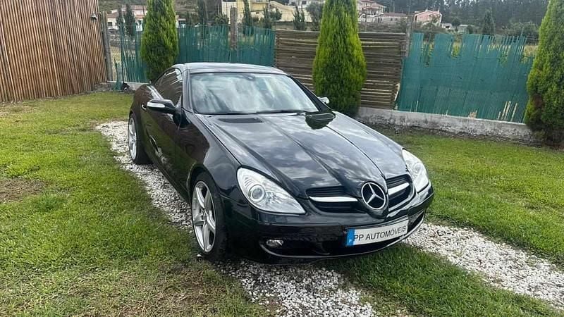 Usado Mercedes SLK200 163 HP (119 kW) 2005 Preto Cabrios