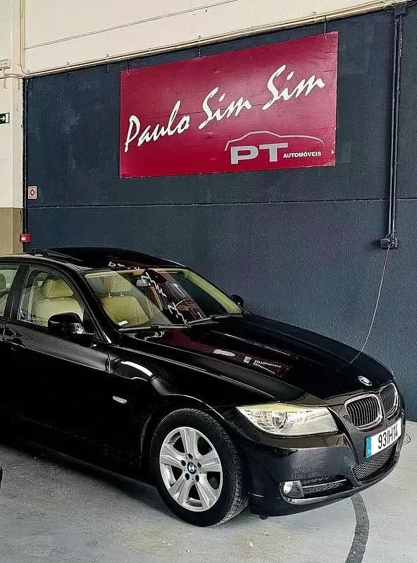 Usado BMW 320 170 HP (125 kW) 2009 Preto Sedan