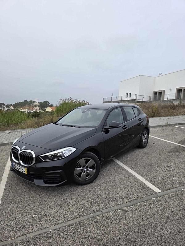 Preto Usado 2019 BMW 116 Citadino | € 19.500 (Bom preço) - Imagem 1/4