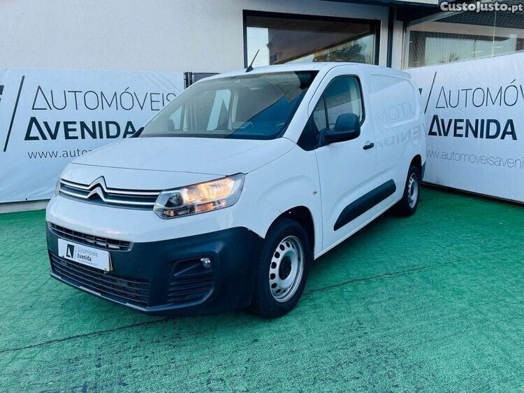 Branco Usado 2019 Citroën Berlingo Monovolume | € 15.000 (Preço elevado) - Imagem 1/1