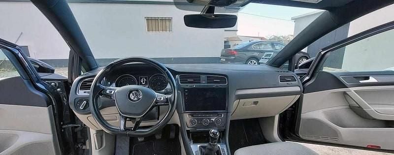 Usado VW Golf VII 116 HP (85 kW) 2017 Preto Carrinha