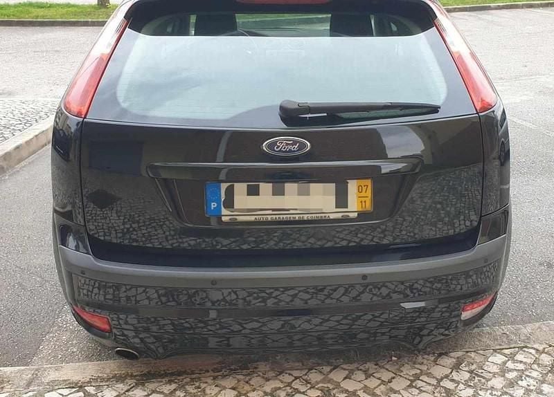 Usado Ford Focus 109 HP (80 kW) 2007 Preto Citadino