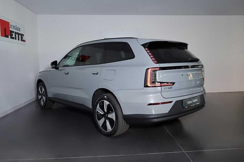 Usado Volvo EX90 204 kW (278 HP) 2025 Prateado SUV