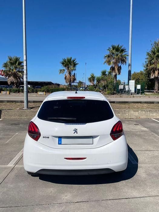 Usado Peugeot 208 82 HP (60 kW) 2018 Citadino