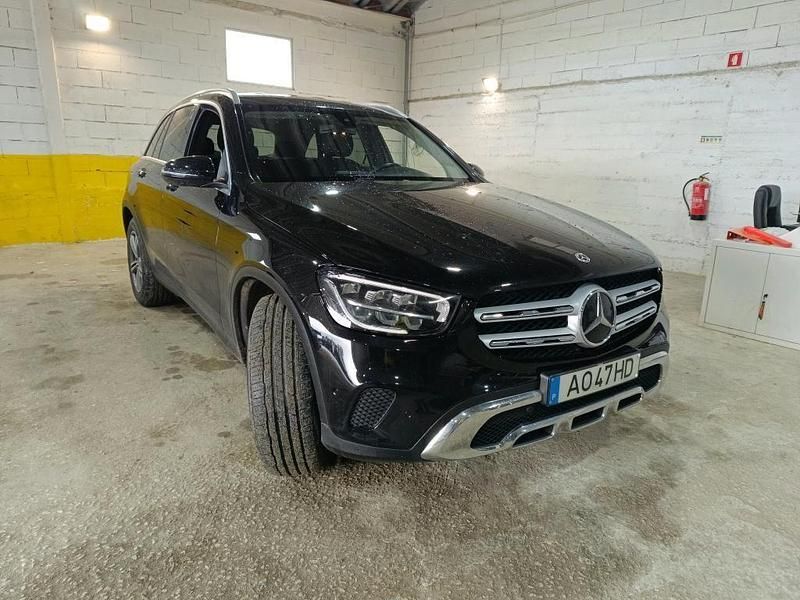 Usado Mercedes GLC300 Business 320 HP (235 kW) 2022 Preto SUV