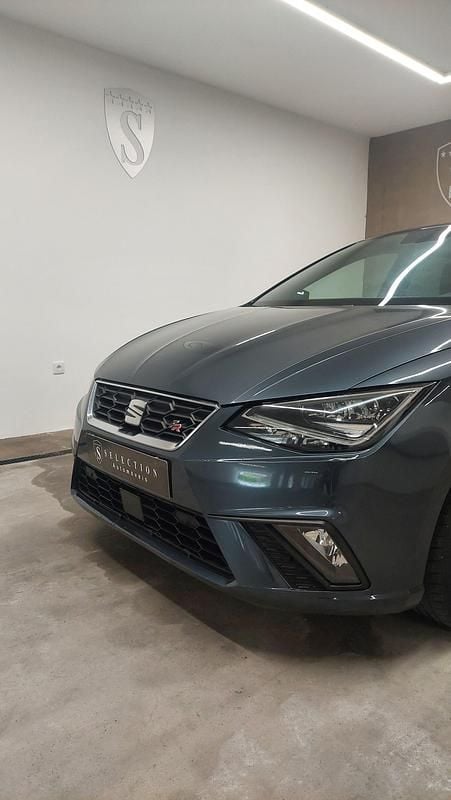 Usado Seat Ibiza FR 95 HP (69 kW) 2021 Cinza Citadino