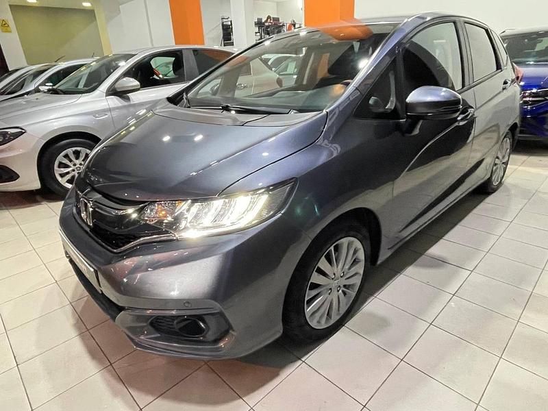 Usado Honda Jazz Elegance 102 HP (75 kW) 2020 Cinza Citadino
